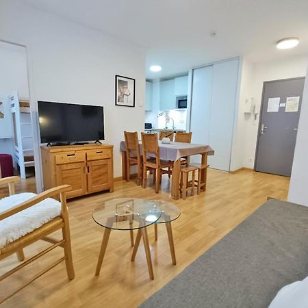 L'Eterlou, T3, Centre Luchon, Wifi, Casier A Skis, Ascenseur, 6 Personnes Bagnères-de-Luchon エクステリア 写真